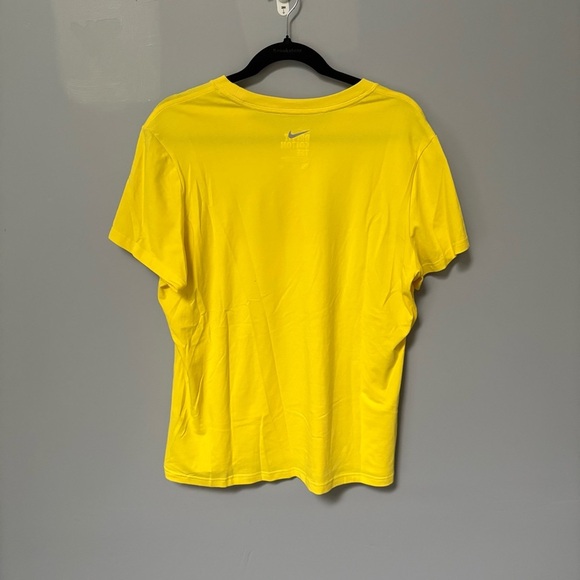 Nike Vibrant Yellow Tee plus size 1x - Picture 4 of 5